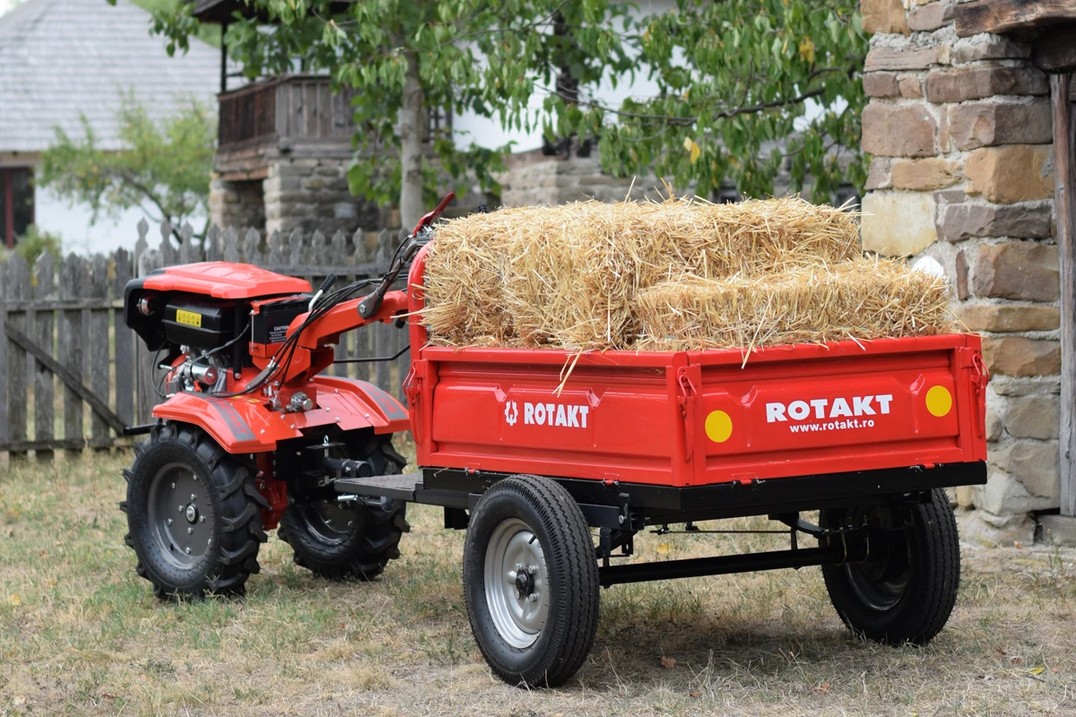 MOTOCULTOR CU REMORCĂ ROTAKT – UN AJUTOR DE NĂDEJDE PENTRU ORICE FERMIER