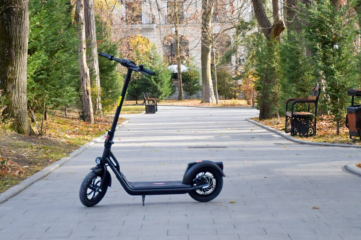 Trotineta Electrică Rotakt – un bun cadou pentru sărbătorile de iarnă