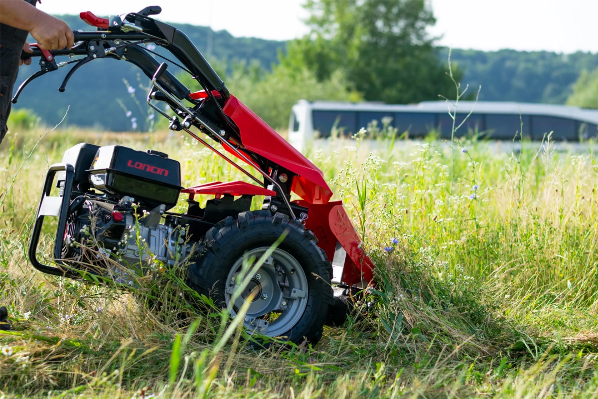 Motocoasă pe benzină – sfaturi de achiziție