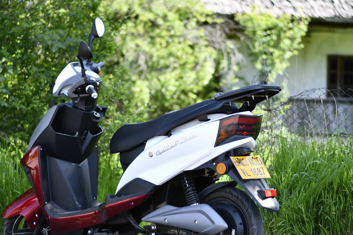 Tot ce trebuie sa stii despre inmatricularea si conducerea pe drumurile publice a scuterelor ROTAKT