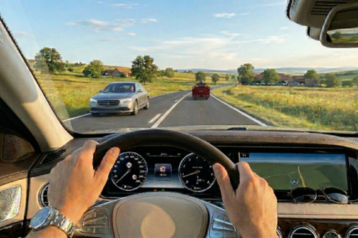 Ai întâlnit un vehicul lent ROTAKT? Sau un moment de recunoștință?